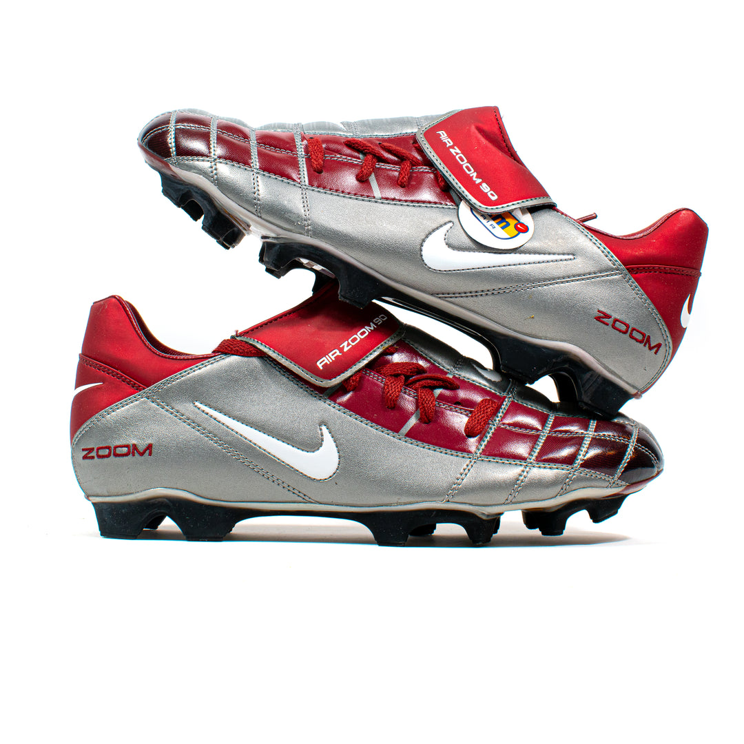 Nike Classic Soccer Cleats