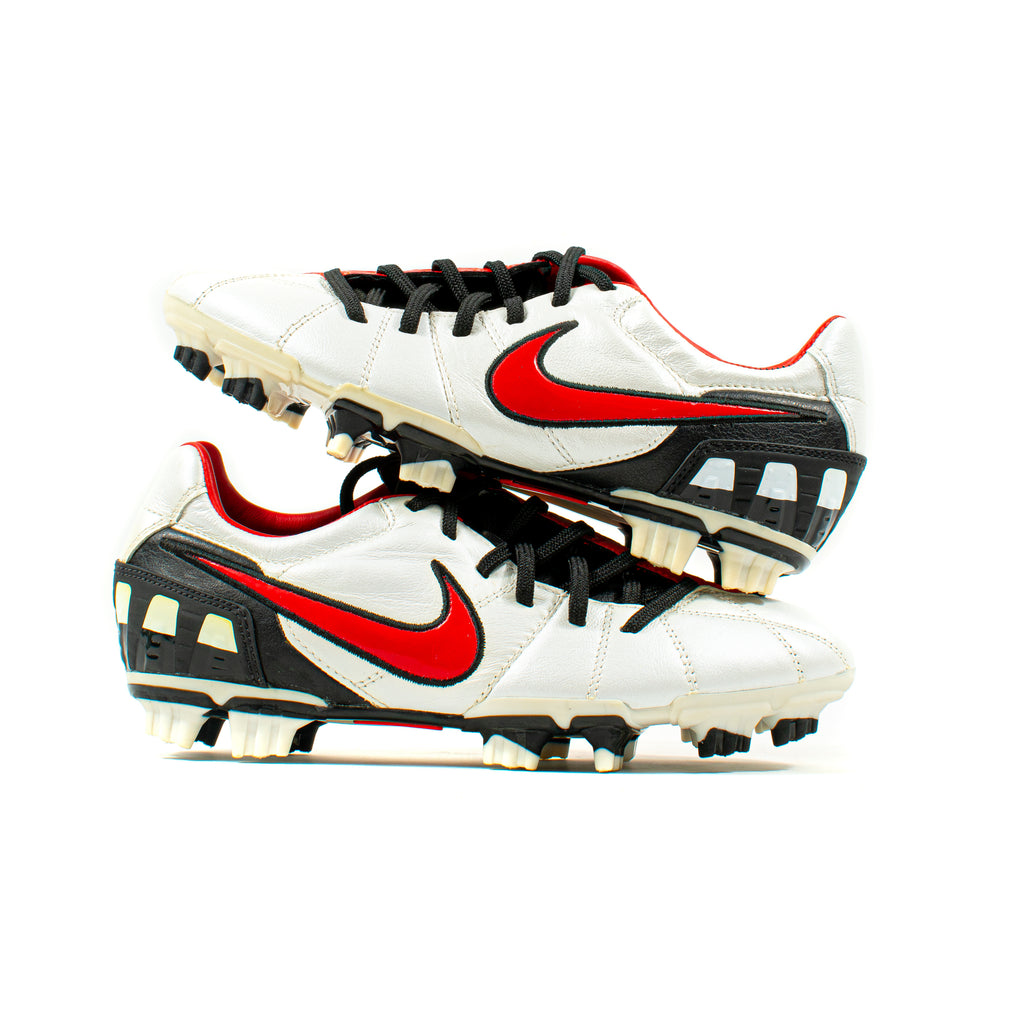 Nike Total 90 Shoot III White Red FG Classic Soccer Cleats