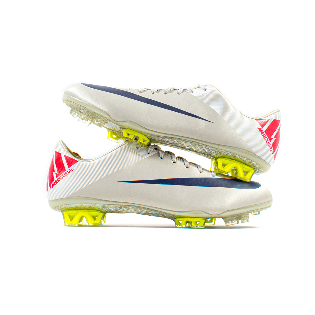 Nike mercurial vapor grey and pink deals