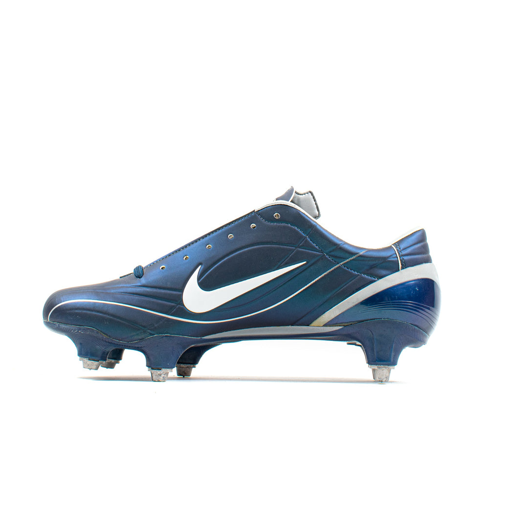 Navy blue nike cleats on sale