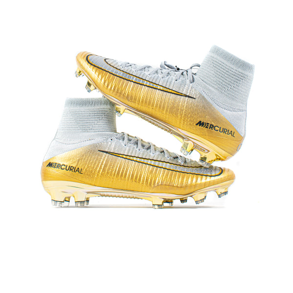 Mercurial superfly cheap cr7 gold