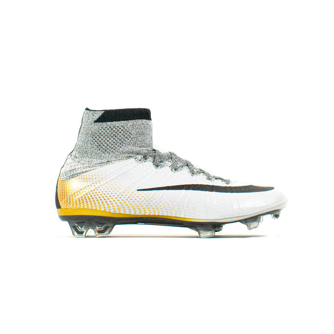 Nike Superfly IV CR7 324K Gold LE FG Classic Soccer Cleats