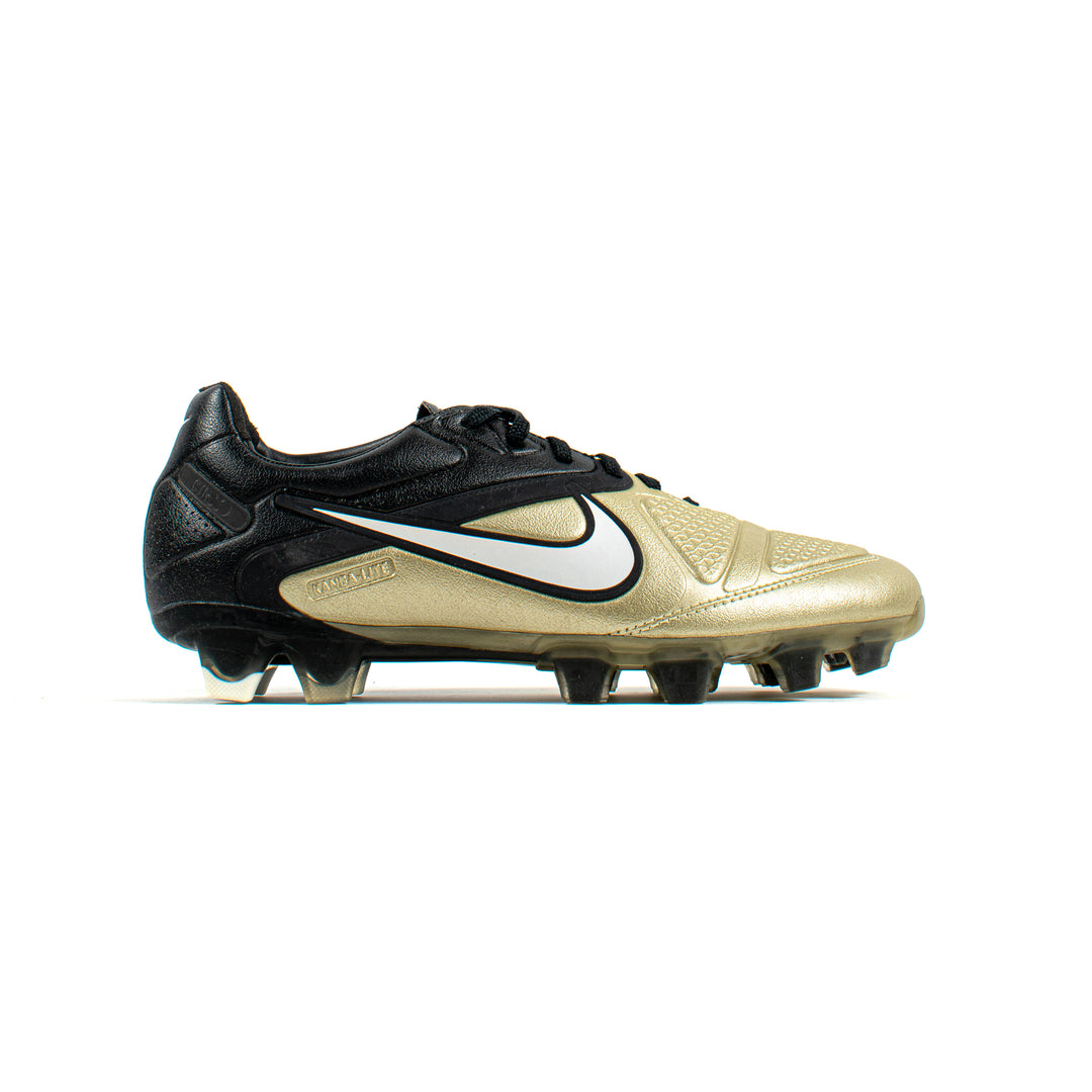 Nike CTR Maestri II Gold FG Classic Soccer Cleats