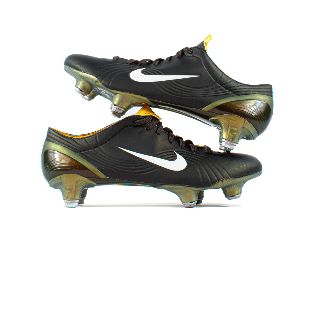 Mercurial Classic Soccer Cleats