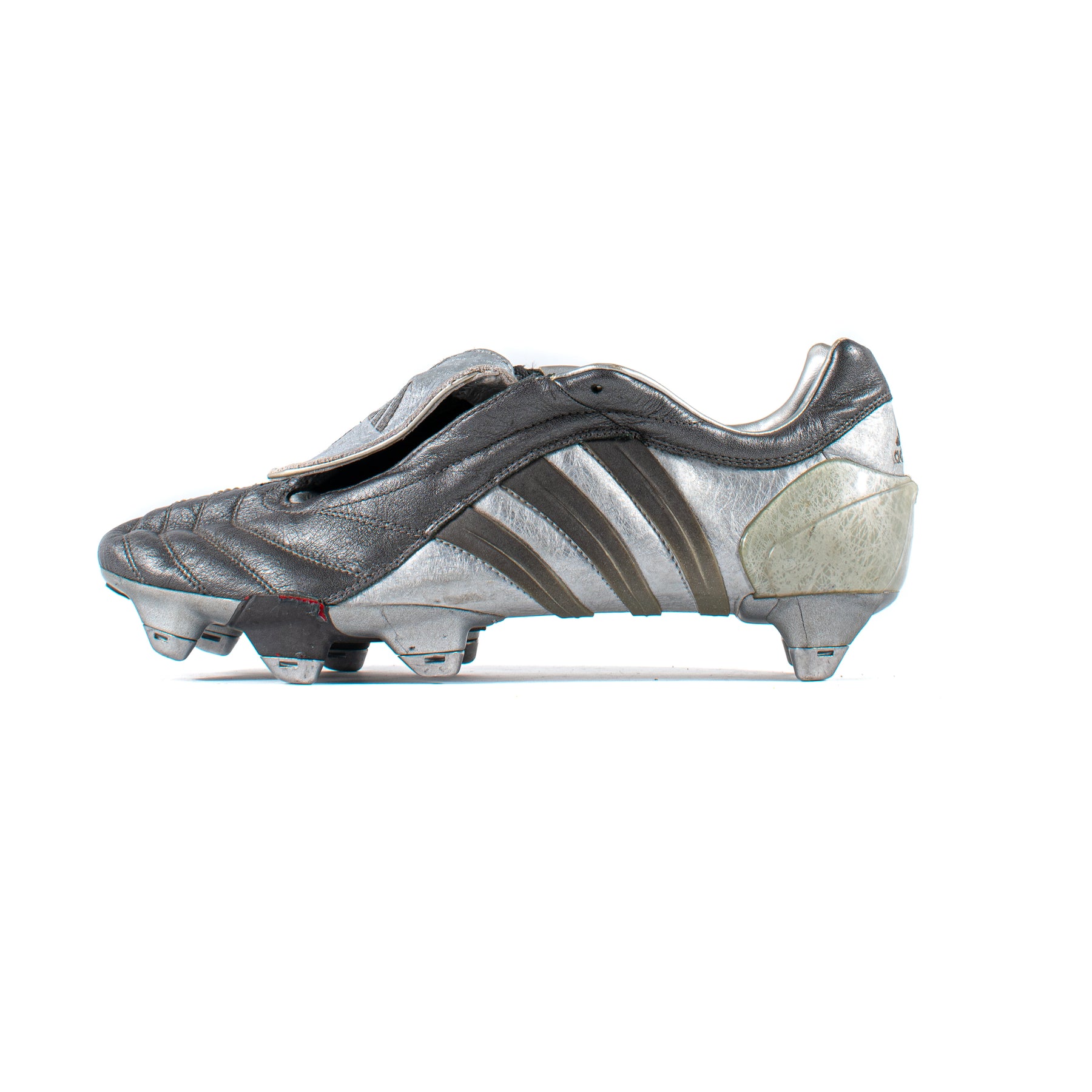 Adidas Predator Pulse Gunmetal Sample *Single* SG – Classic Soccer Cleats